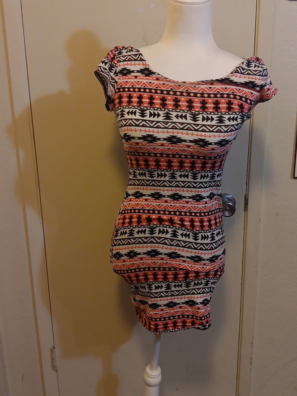 Tribal Print Scoop Neck Dress - Pink/Black/White